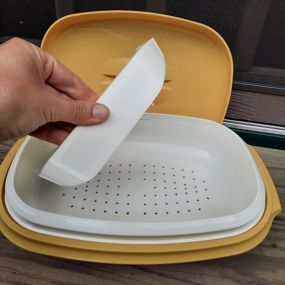 Vintage Tupperware Microwave Vegetable Steamer Harvest Gold 4 piece set 1273-7 - Picture 13 of 15